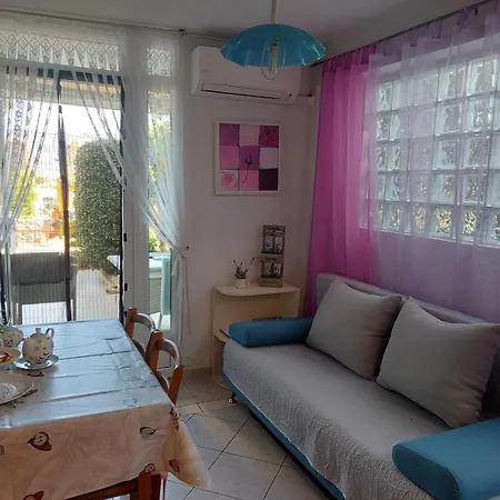 Apartamento In And Quite Area, Close To Šilo