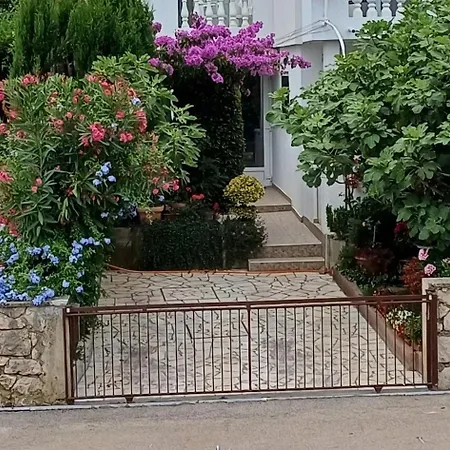 In And Quite Area, Close To Apartamento *
